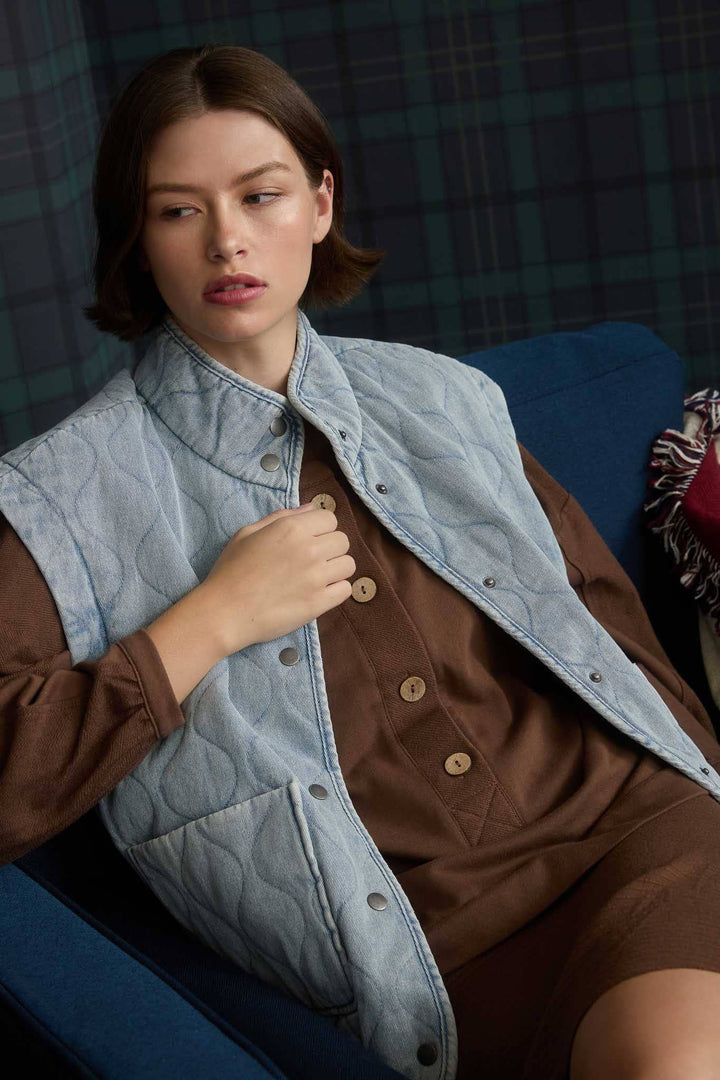 WASHED DENIM QUILTED BUTTON DOWN VEST