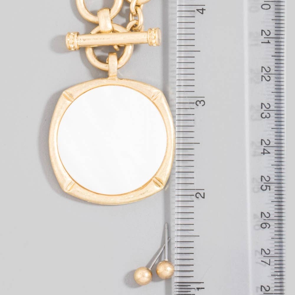 Rounded Mother Of Pearl Disc Pendant Necklace  Set
