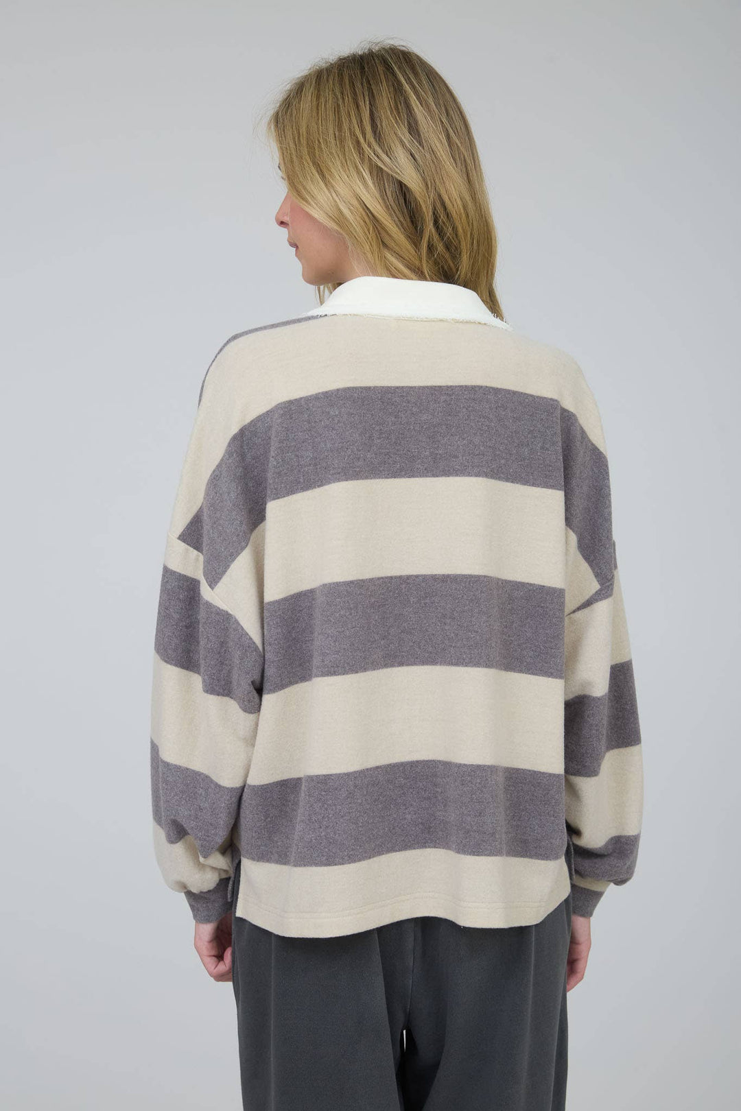 WASHED STRIPE CONTRAST COLLAR LONG SLEEVE KNIT TOP
