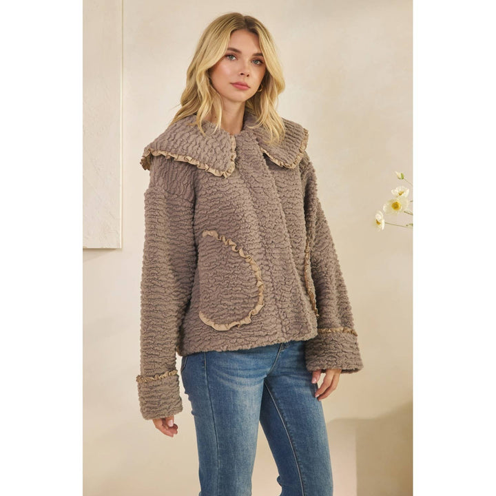 Texture Sherpa Peterpan Collar Short Jacket