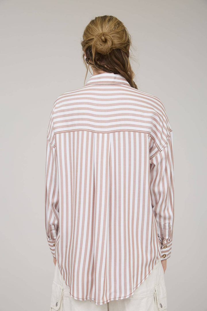 STRIPE COLLARED BUTTON DOWN LONG SLEEVE SHIRT
