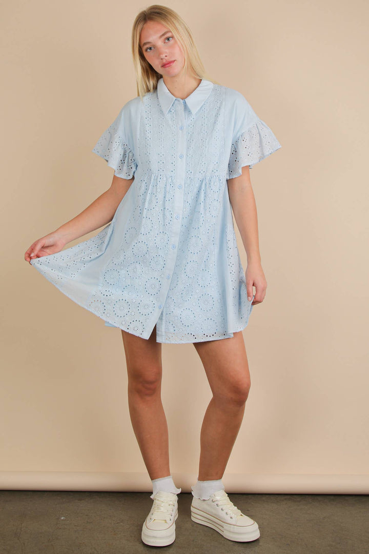 ND31658-Mixed Cotton Eyelet Lace Ruffled Mini Shirt Dress