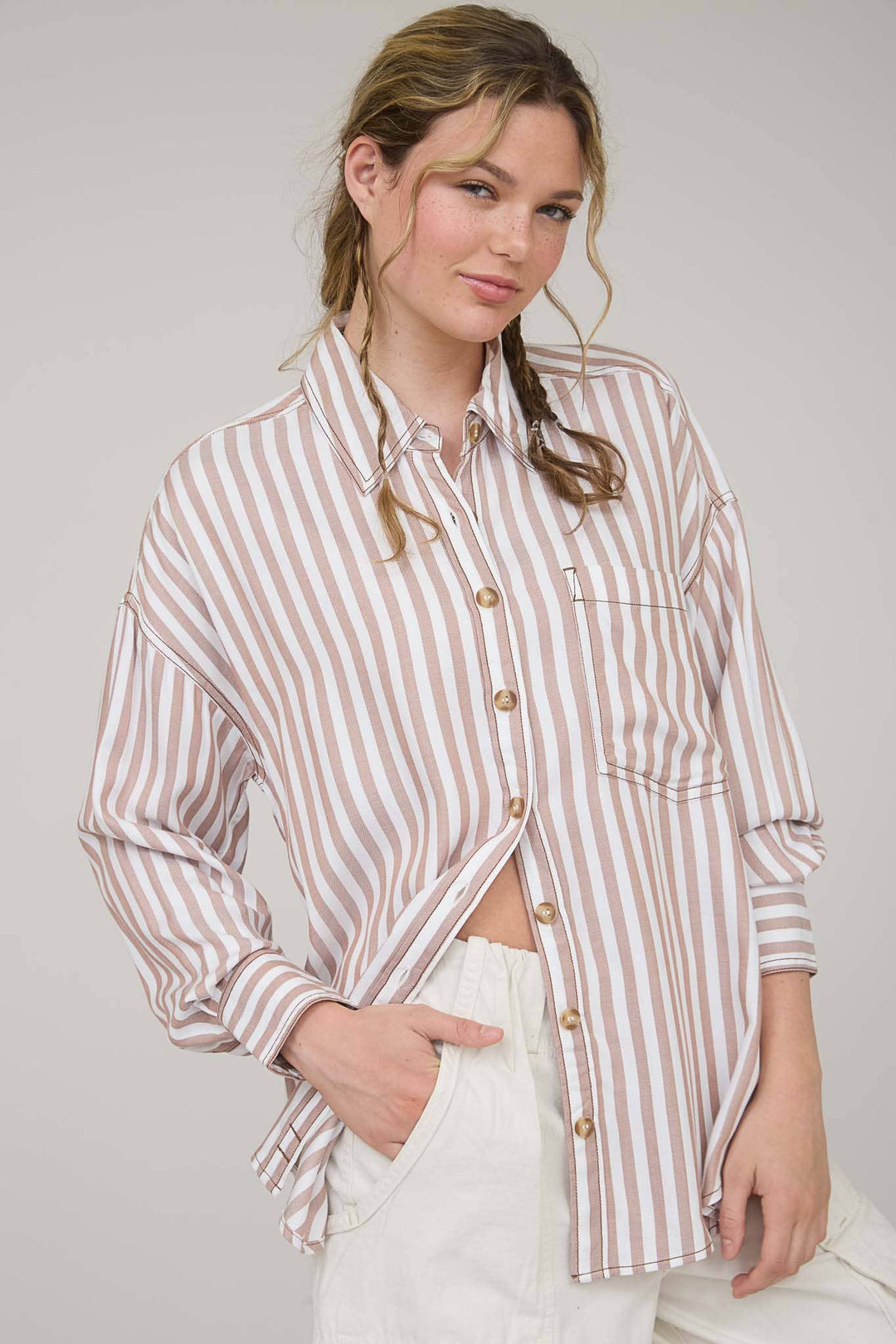 STRIPE COLLARED BUTTON DOWN LONG SLEEVE SHIRT