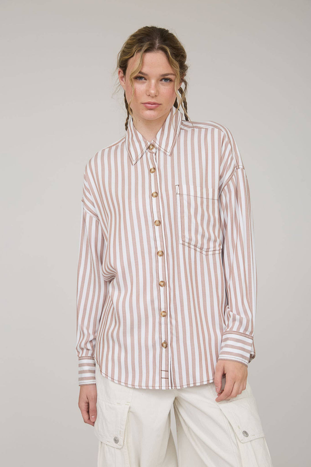 STRIPE COLLARED BUTTON DOWN LONG SLEEVE SHIRT