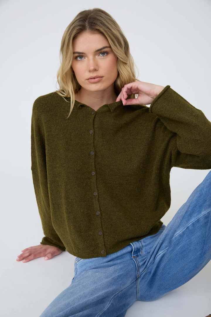 LIGHTWEIGHT BUTTON DOWN KNIT CARDIGAN