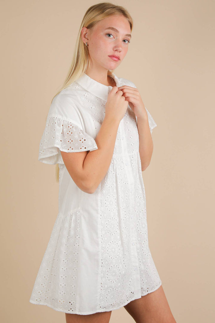 ND31658-Mixed Cotton Eyelet Lace Ruffled Mini Shirt Dress