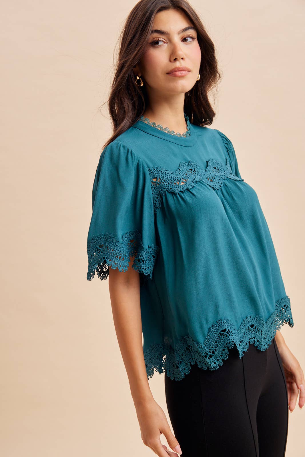 BLACK LACE TRIM TOP