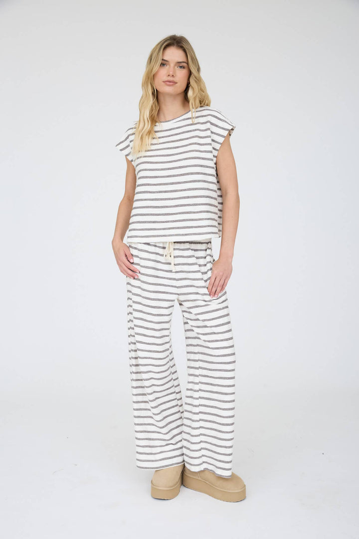 STRIPE ROUND NECK SHORT SLEEVE KNIT TOP & PANT SET