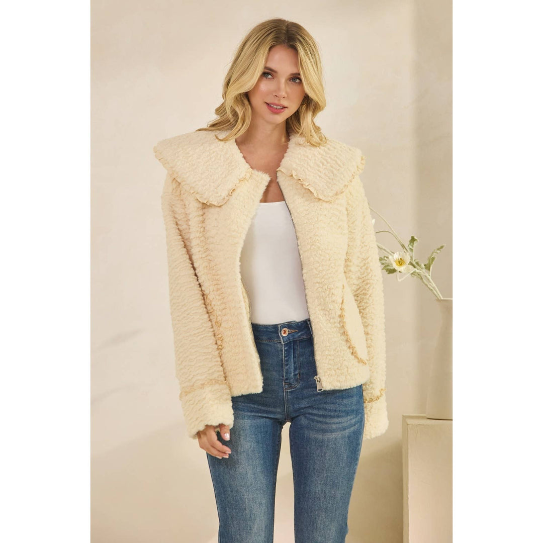 Texture Sherpa Peterpan Collar Short Jacket