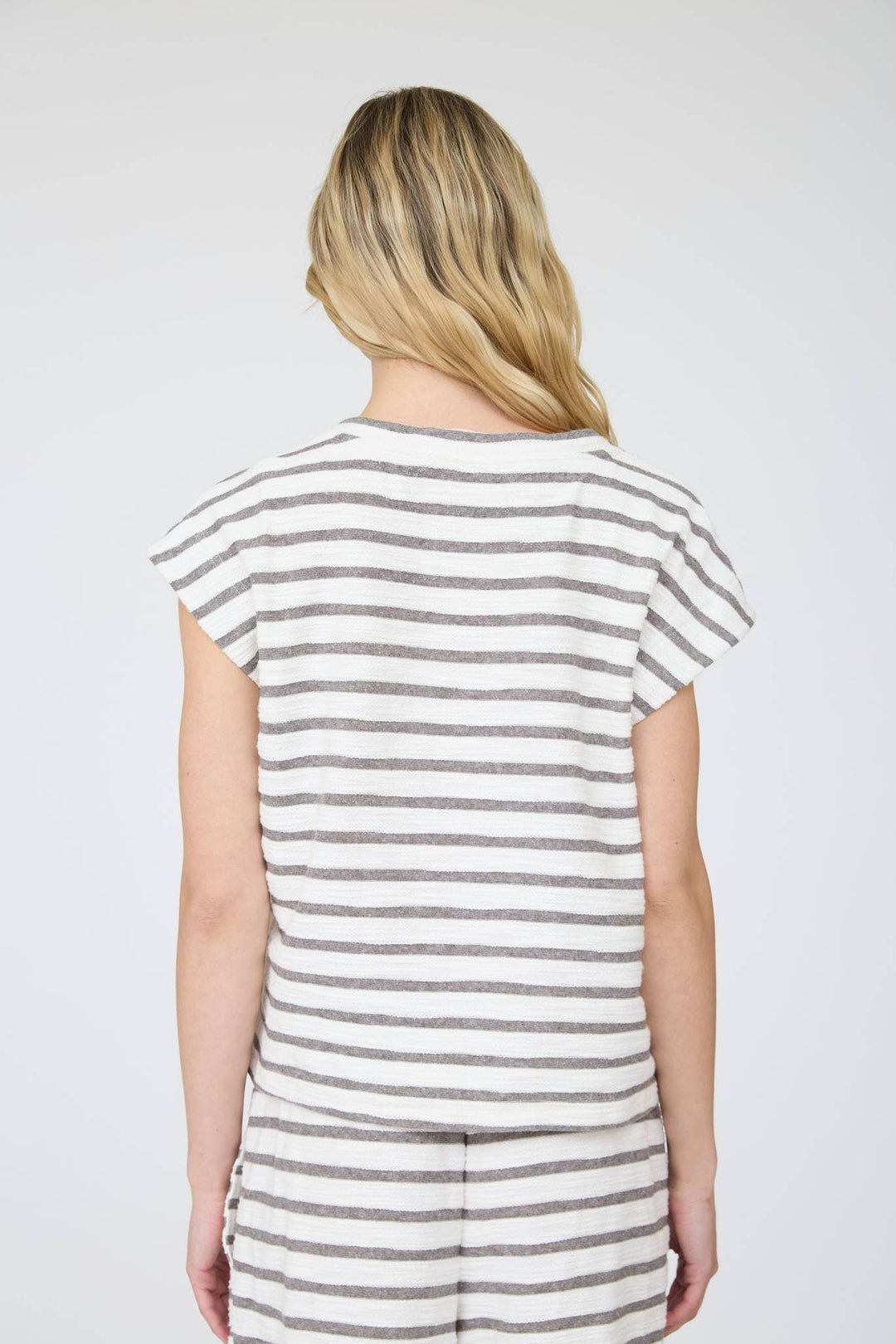STRIPE ROUND NECK SHORT SLEEVE KNIT TOP & PANT SET