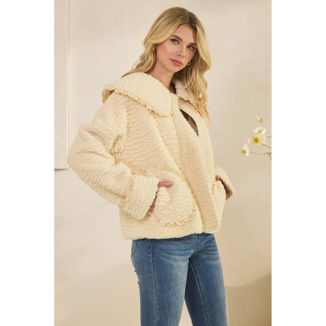 Texture Sherpa Peterpan Collar Short Jacket