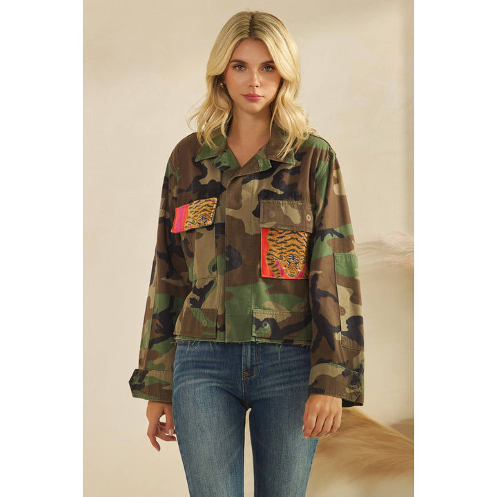 Camo jacket with Tiger Print contrast
