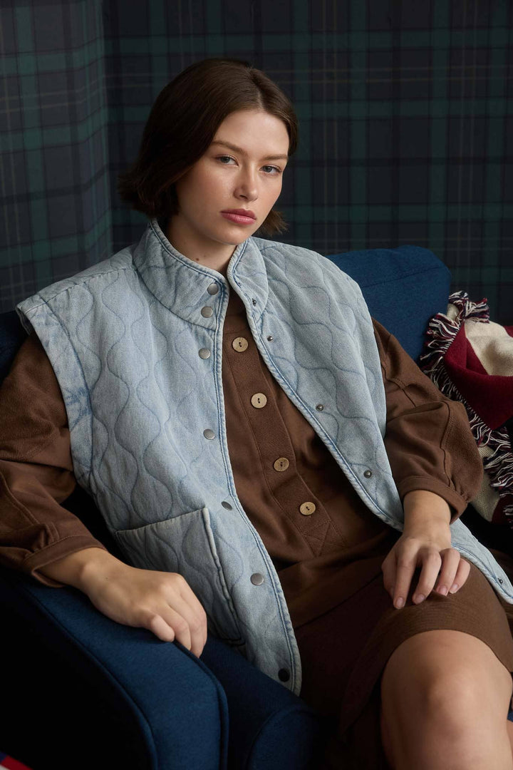 WASHED DENIM QUILTED BUTTON DOWN VEST