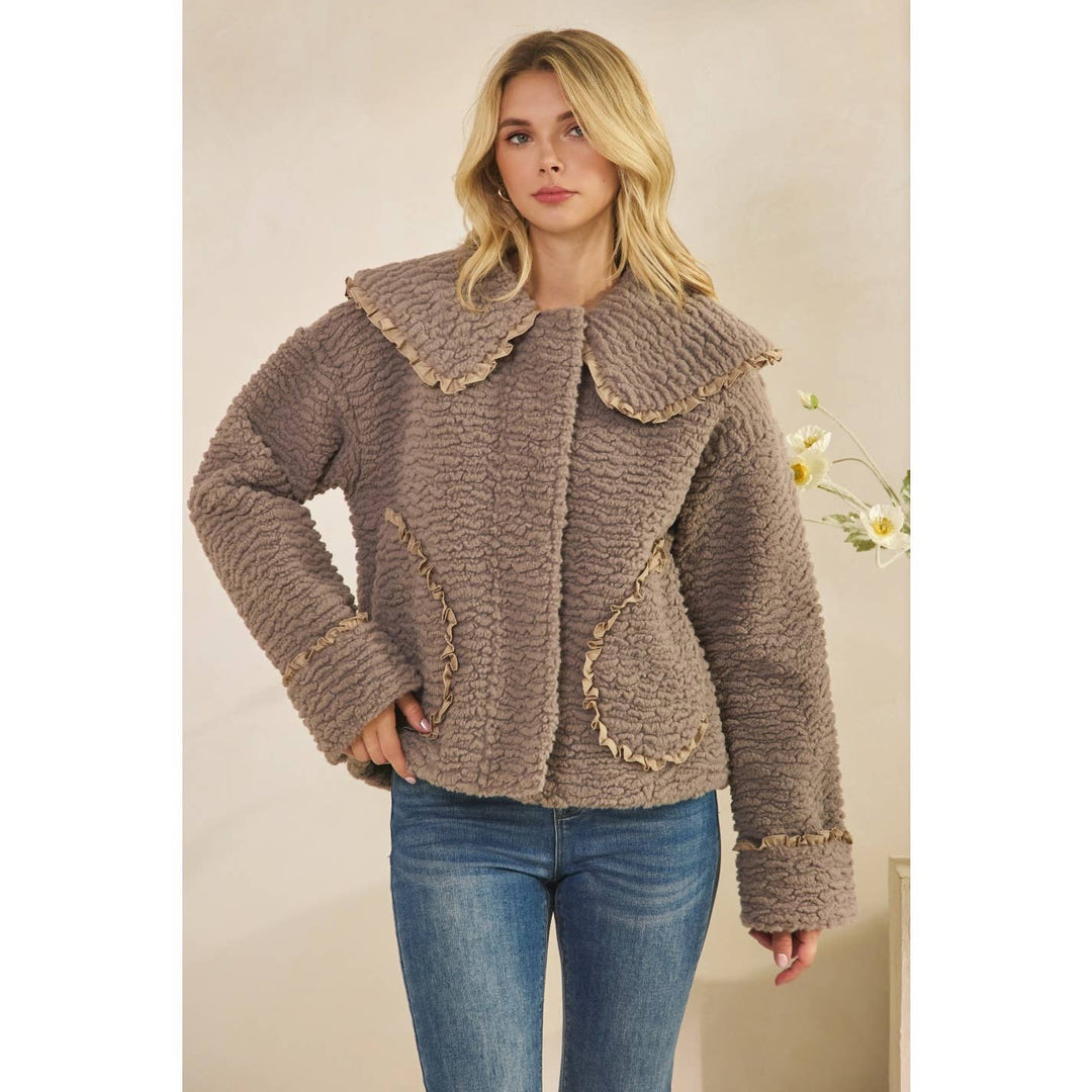Texture Sherpa Peterpan Collar Short Jacket