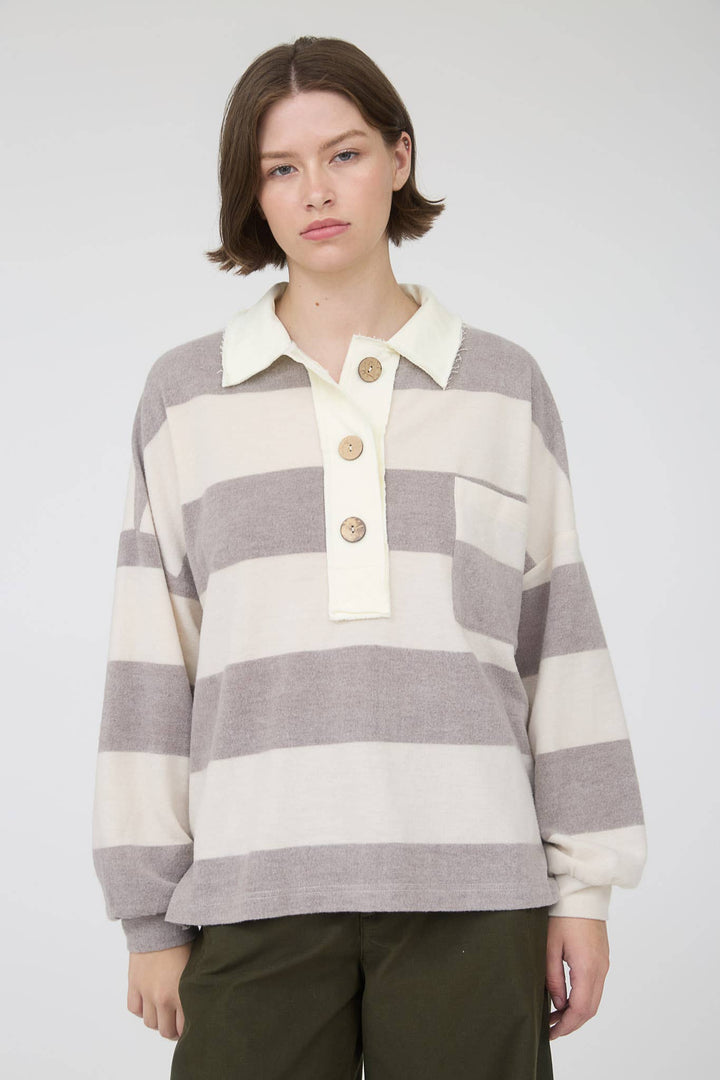 WASHED STRIPE CONTRAST COLLAR LONG SLEEVE KNIT TOP