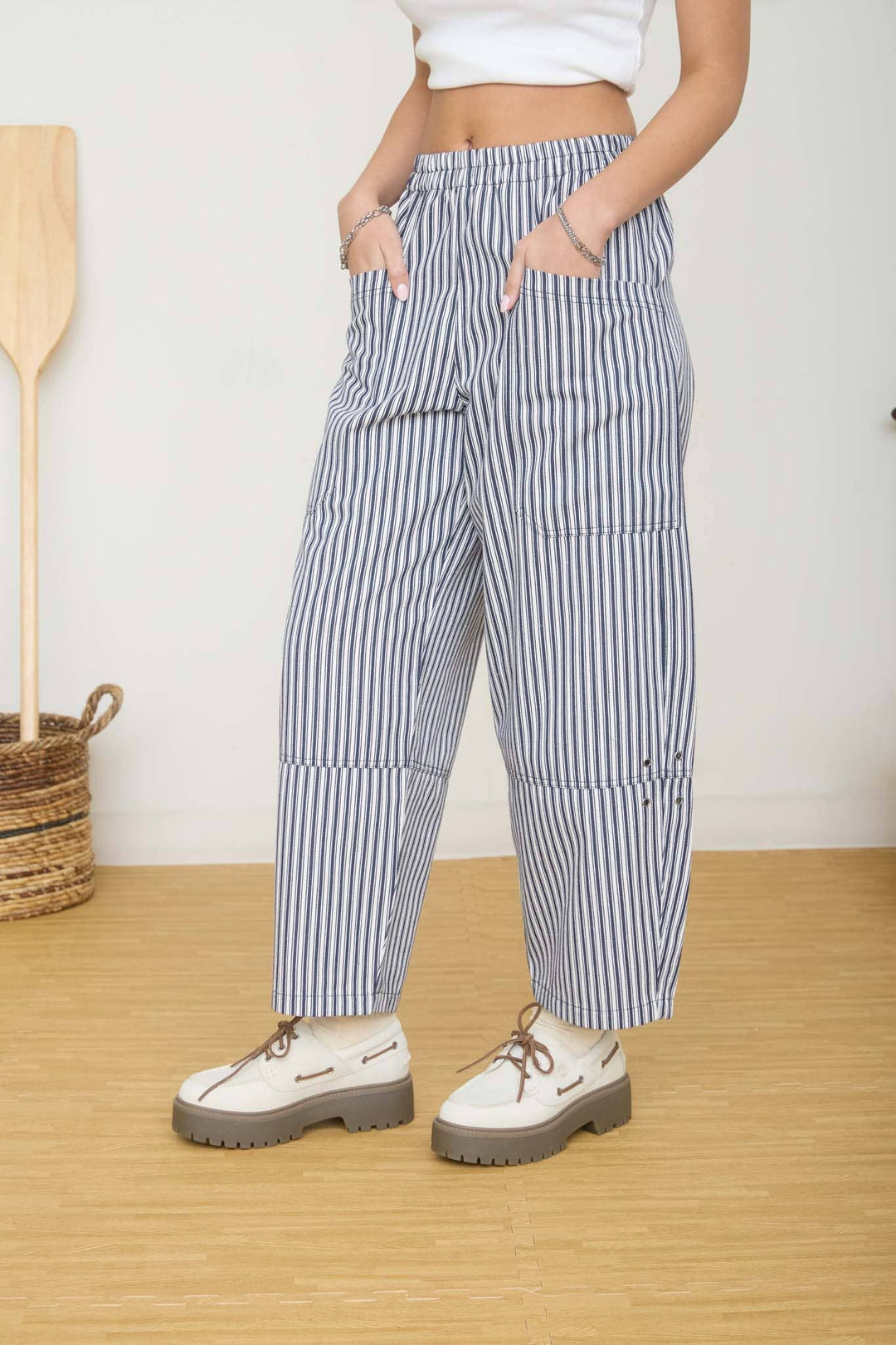 STRIPE POCKET DETAIL WIDE LEG PANTS Berry