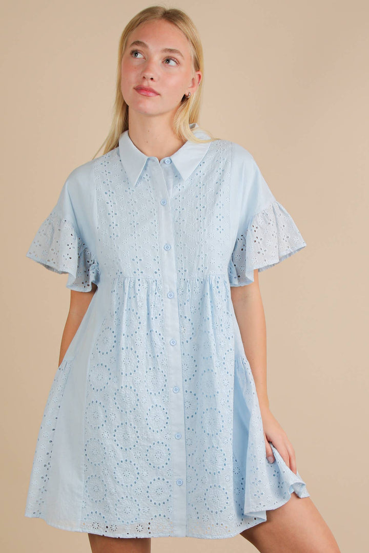 ND31658-Mixed Cotton Eyelet Lace Ruffled Mini Shirt Dress
