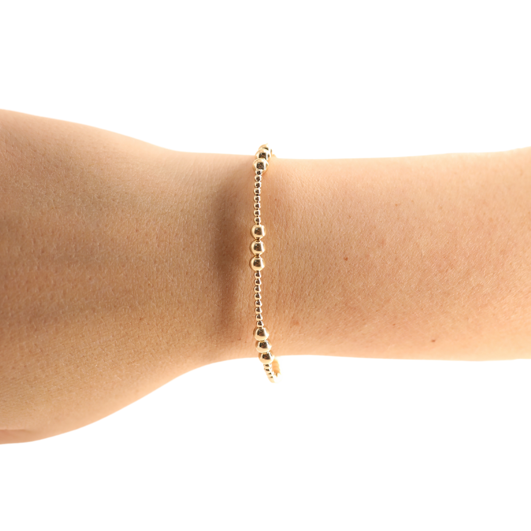 ILY Bracelet in Gold