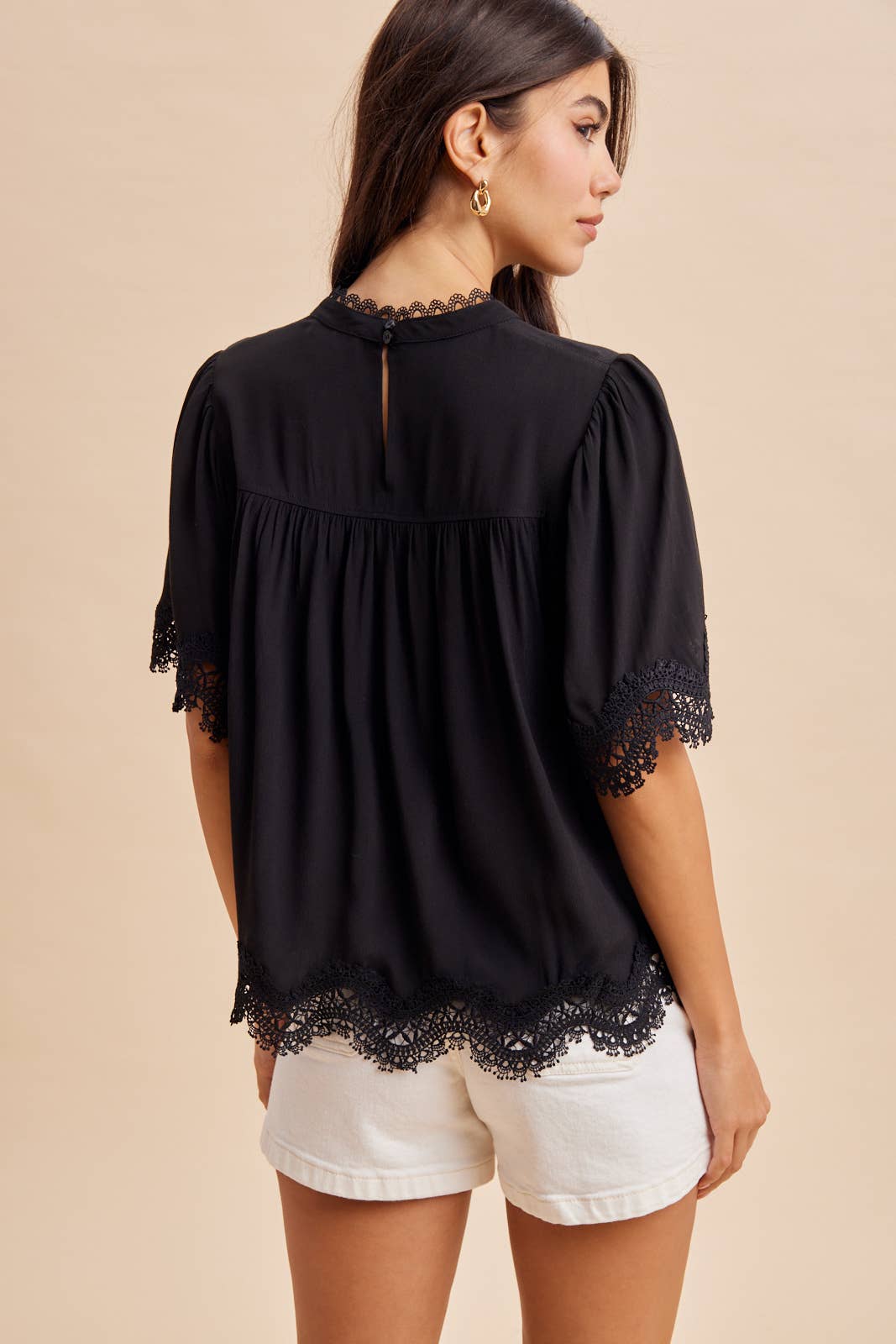 BLACK LACE TRIM TOP