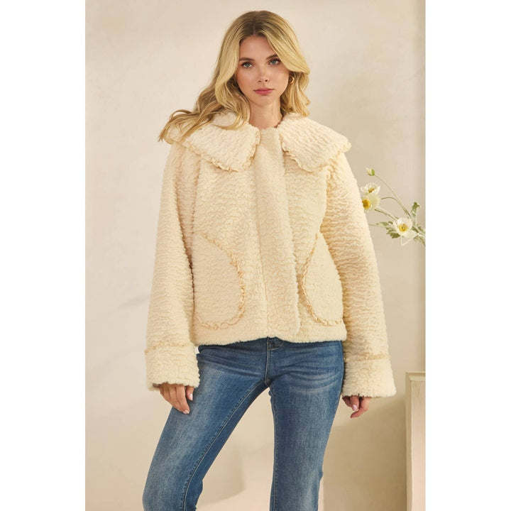 Texture Sherpa Peterpan Collar Short Jacket