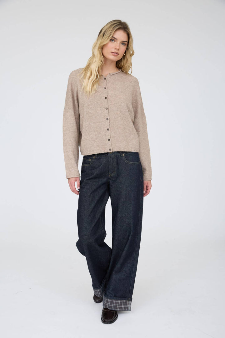 LIGHTWEIGHT BUTTON DOWN KNIT CARDIGAN