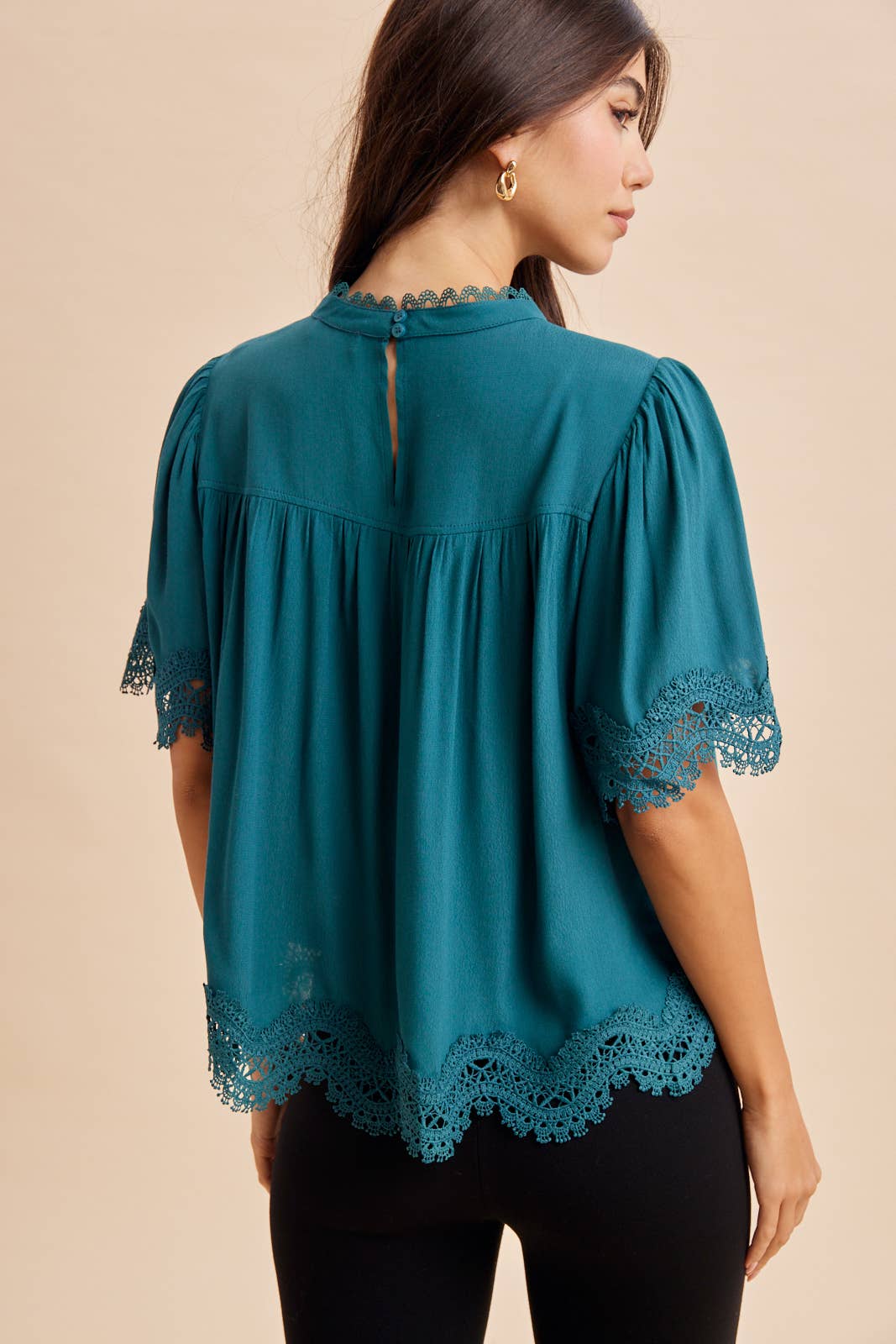 BLACK LACE TRIM TOP