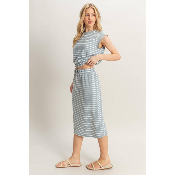 HF25C459-SET-Striped Top And Midi Skirt Knit Set