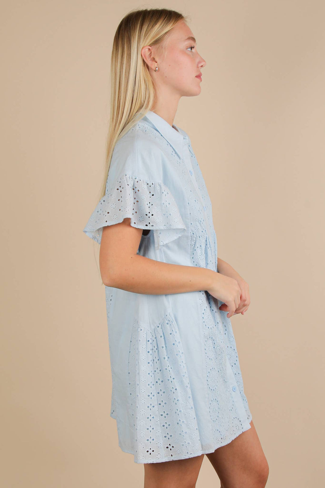 ND31658-Mixed Cotton Eyelet Lace Ruffled Mini Shirt Dress